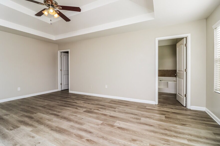 Building Photo - 1817 Crandon Ct