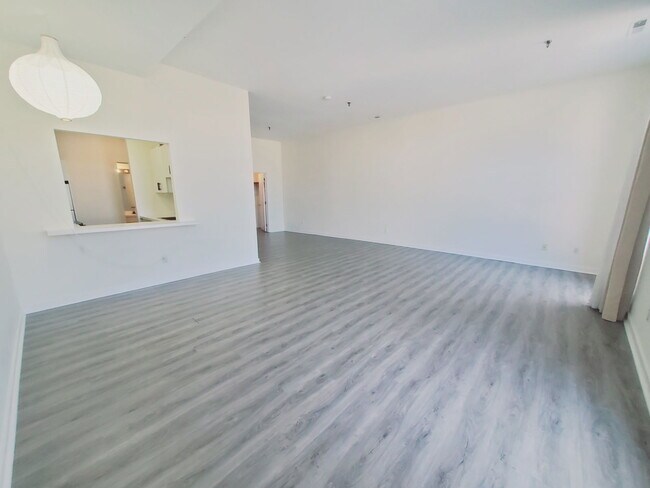 Building Photo - 9-11 Wall Street Apt #2, Norwalk, CT 06850...