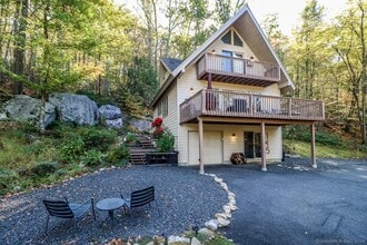 Building Photo - 115 Green Pond Rd