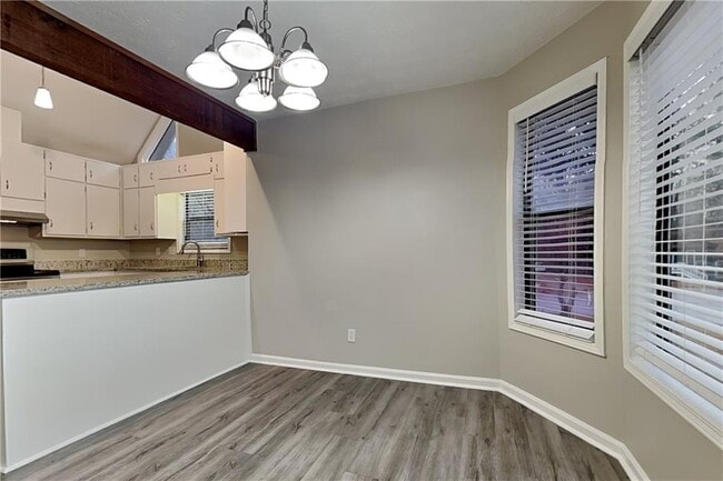 Building Photo - 2861 Hadrian Dr SW