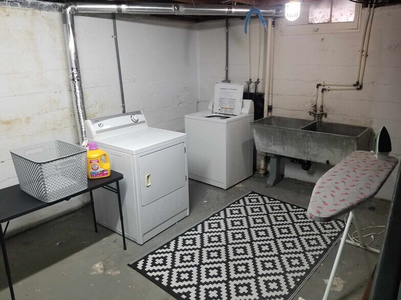 basement with washer and dryer - 1730 18th St NE