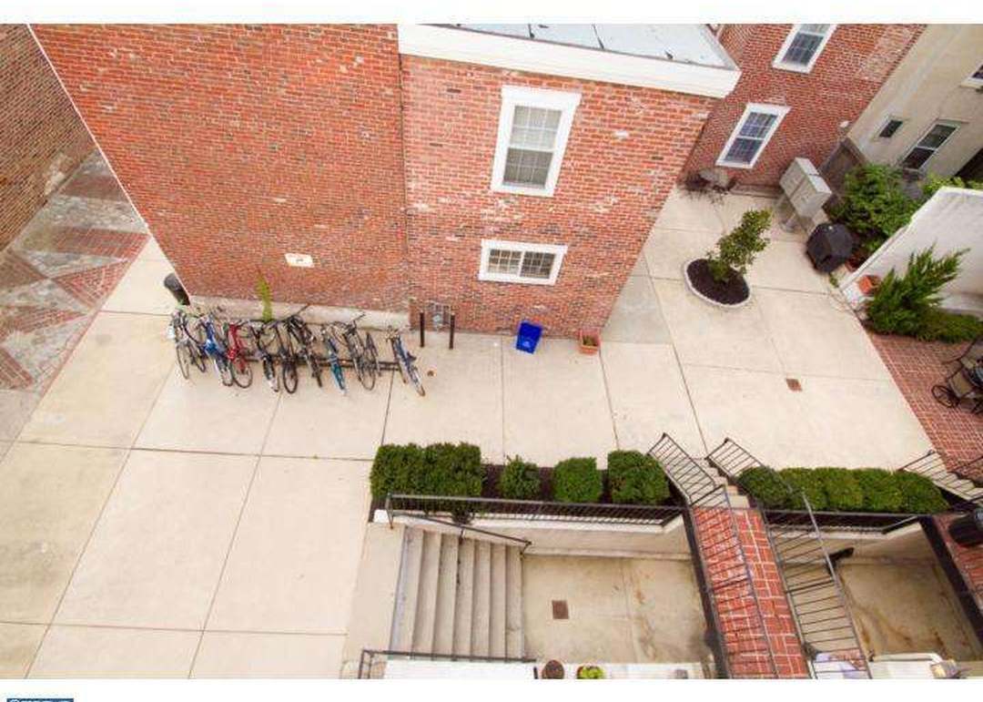 Building Photo - 1027 N 4th St