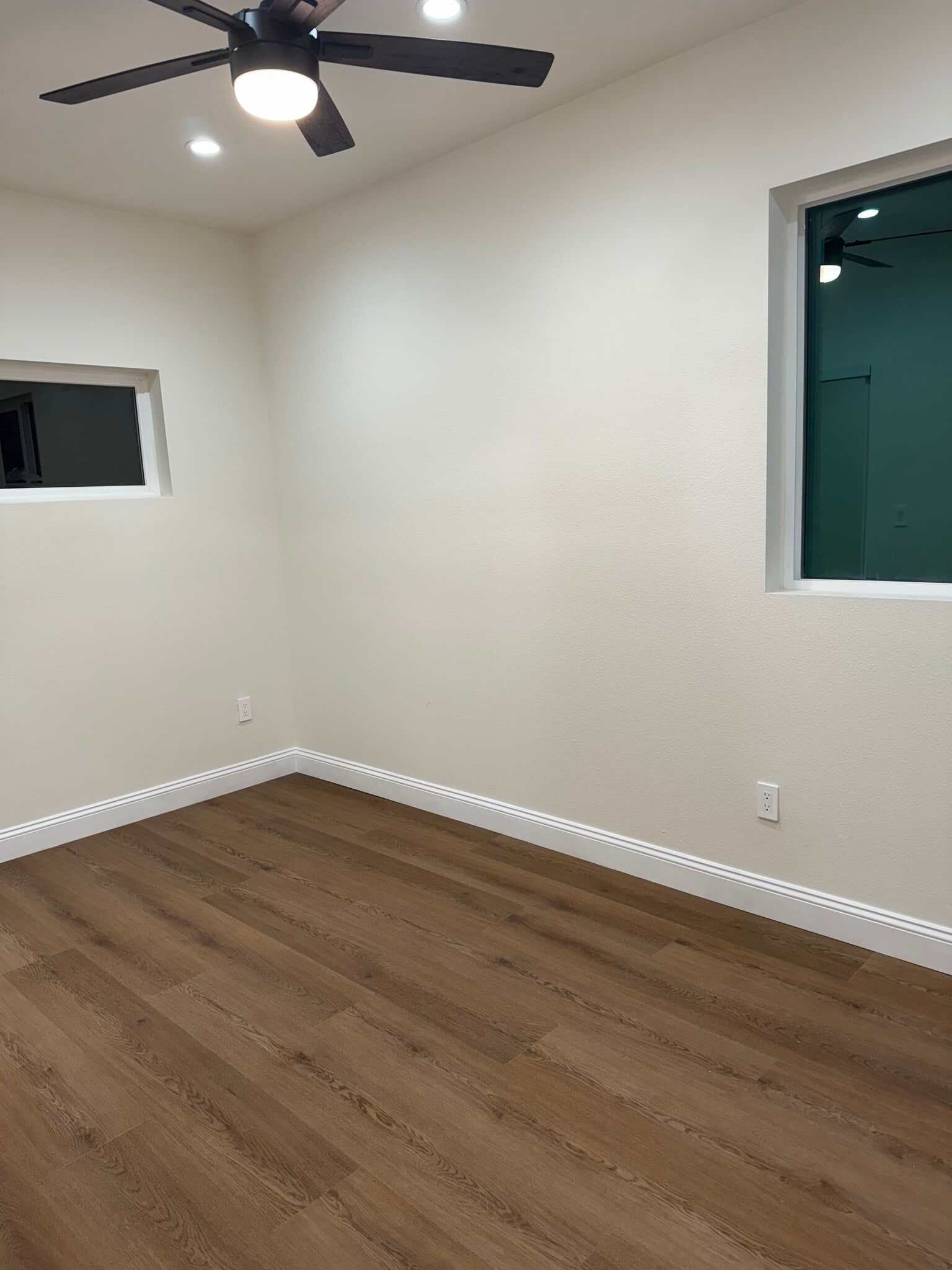 Building Photo - 8747 Ranchito Ave