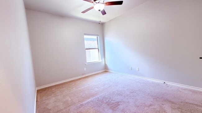 Building Photo - 1617 Twin Falls Dr