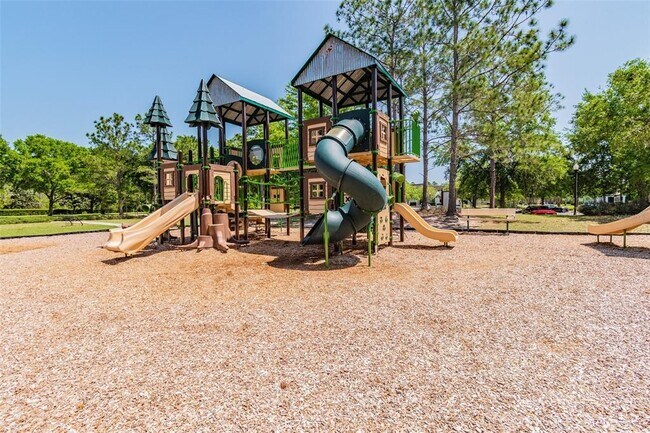 Building Photo - 9571 Little Bluestem Dr