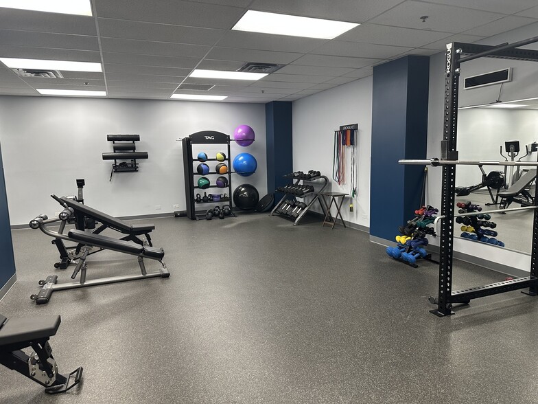 Building Photo - 212 W Washington St