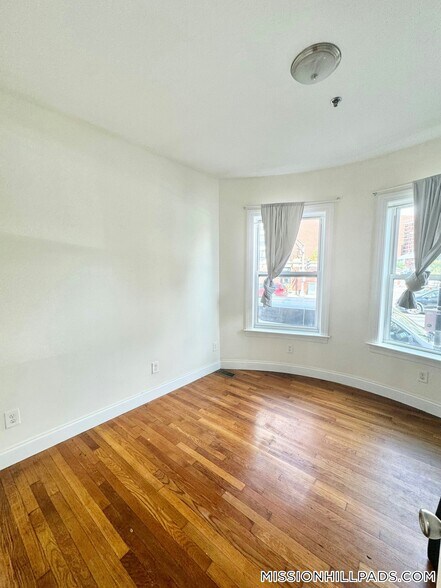 Building Photo - 830 Huntington Ave