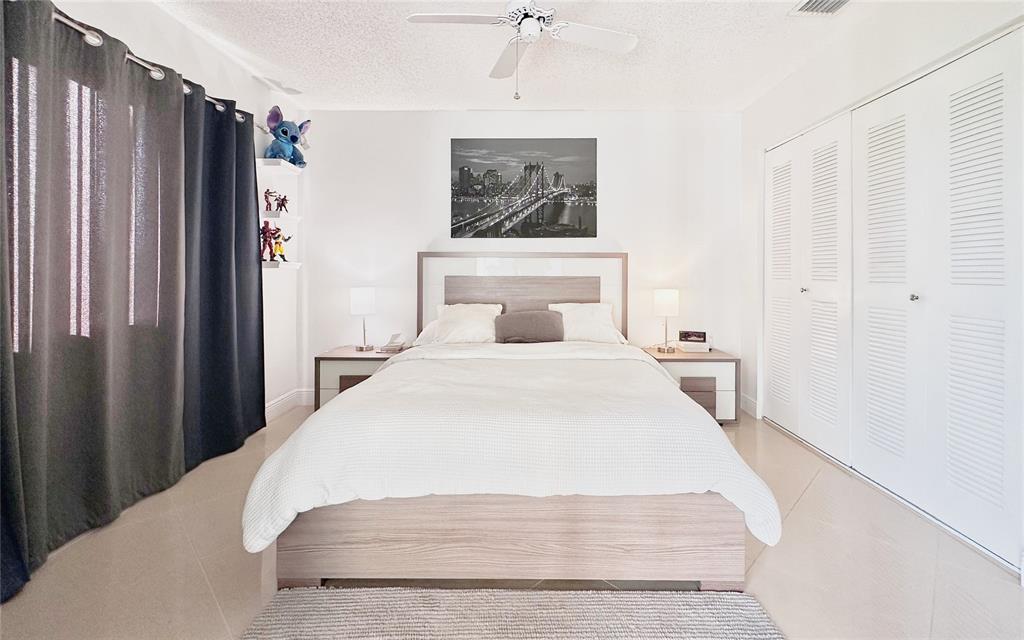 Building Photo - 18870 NW 57th Ave