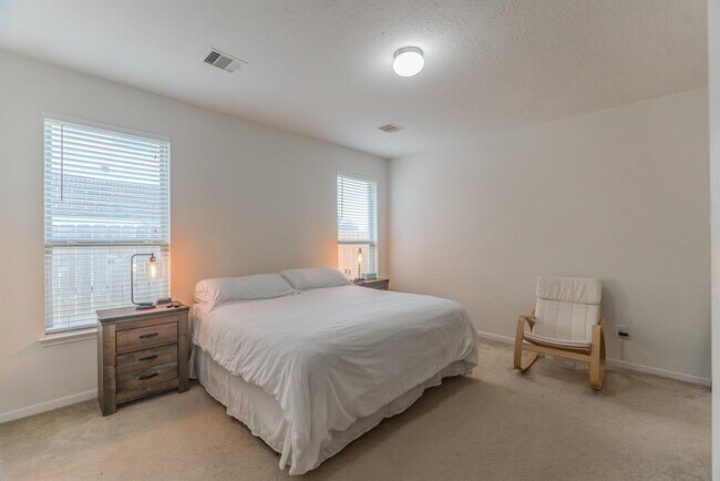 Building Photo - 2907 Coastal Prairie Ln