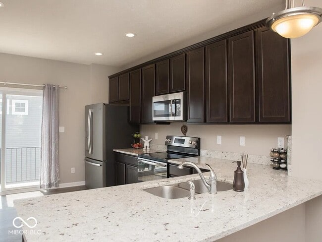 Building Photo - 2949 Kirkbride Way