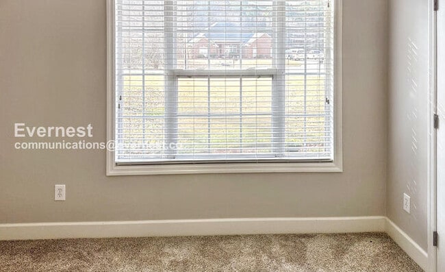 Building Photo - 115 Nasa Way