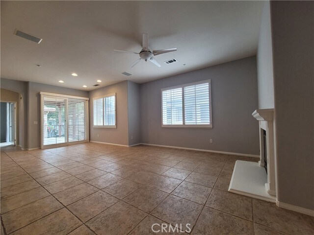 Building Photo - 74 Rosenblum