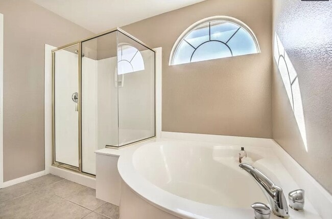Building Photo - Two-story 4 BR & 3 BA designs offer luxuri...
