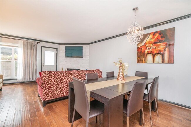 Building Photo - 6410 Ferris Dr