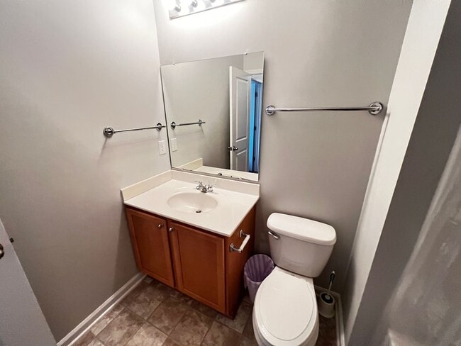 Building Photo - Beautiful 4 Bedroom, 3.5 Bath, Town Home at Tuscany is Available Now!