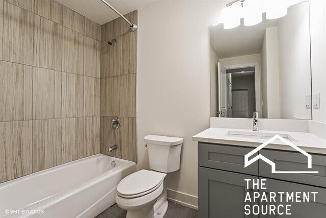 Building Photo - 3620 W Irving Park Rd