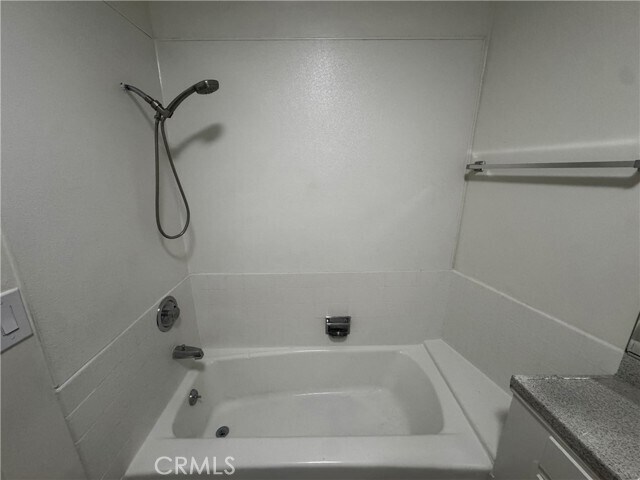 Building Photo - 475 E Cypress Ave