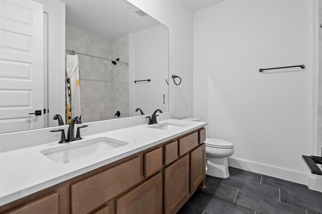 Building Photo - 1325 Castalo Ln