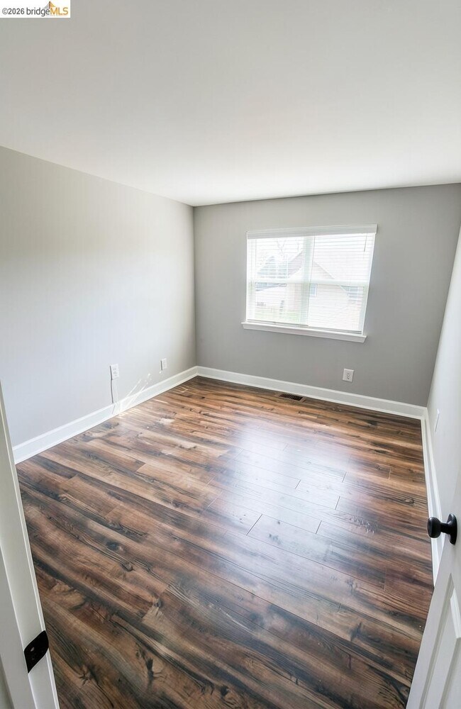 Building Photo - 2413 Santa Cruz Ct