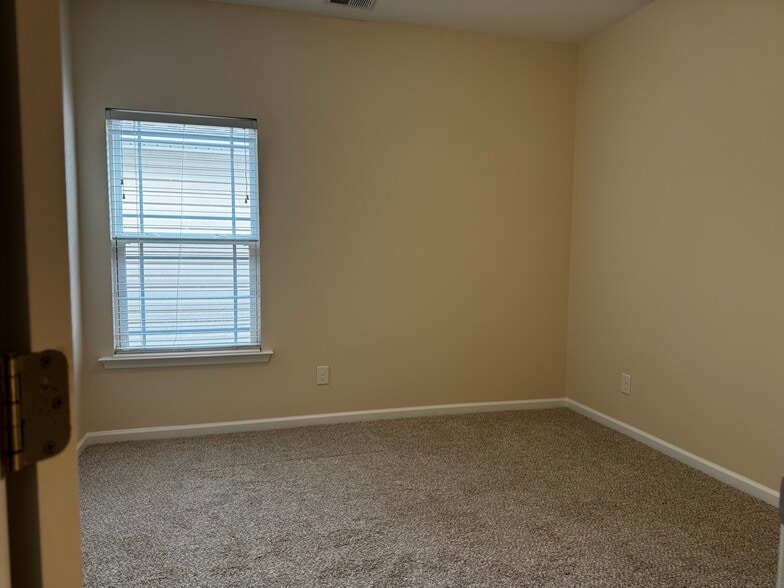 Third Bedroom - 10 Wyndham Dr