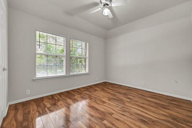 Building Photo - 306 Canyon Lake Dr