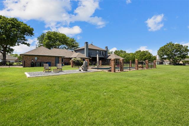 Building Photo - 608 Fairbrook Cir