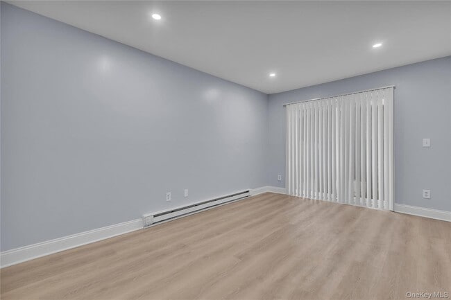 Building Photo - 618 Fox Run Ln