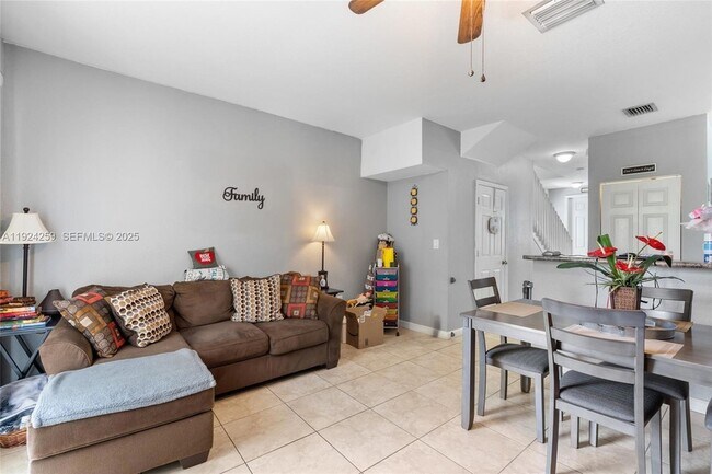 Building Photo - 230 SE 29th Ave