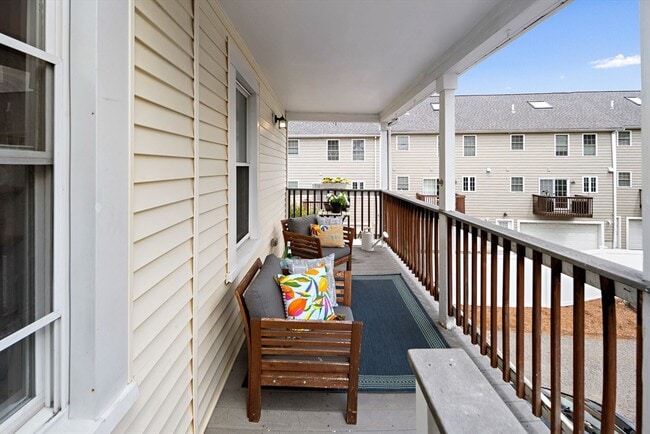 Building Photo - 32 Harvard St