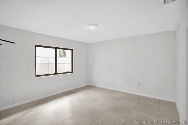 Building Photo - 8240 NW 1st Pl