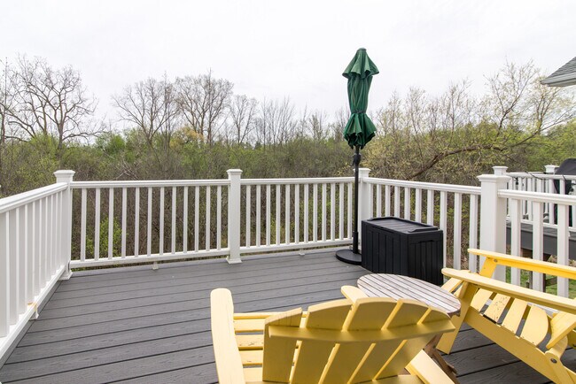 Building Photo - 2544 Oxford Cir