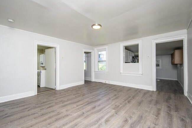 Building Photo - 1130 1st St