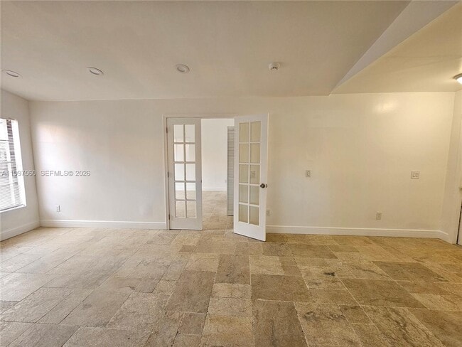 Building Photo - 15075 SW 49th Ln