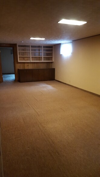 Basement family room - 1909 Collier Ave