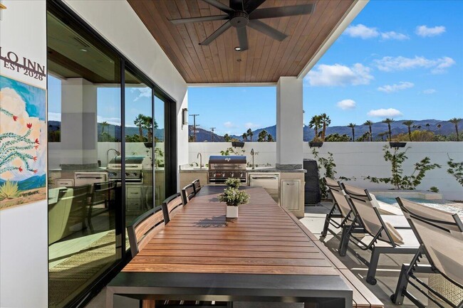 Building Photo - 51120 Avenida Navarro