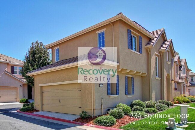 Building Photo - 734 Equinox Loop