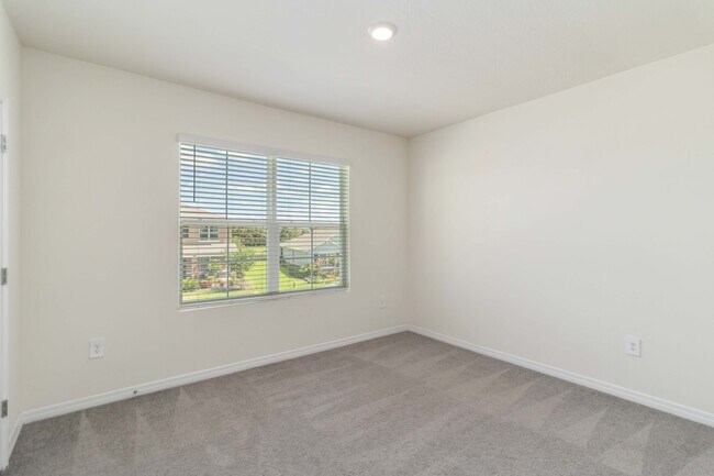 Building Photo - 17308 Reserva Dr