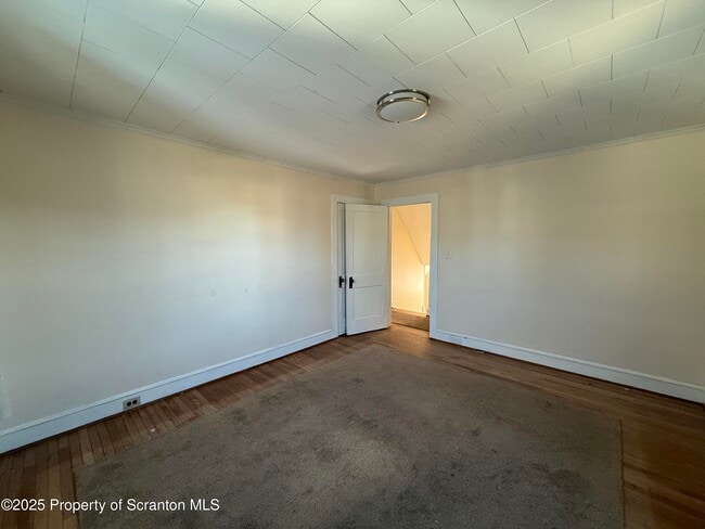 Building Photo - 301 Monument Ave