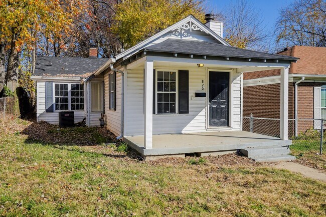 Building Photo - 820 Penn St