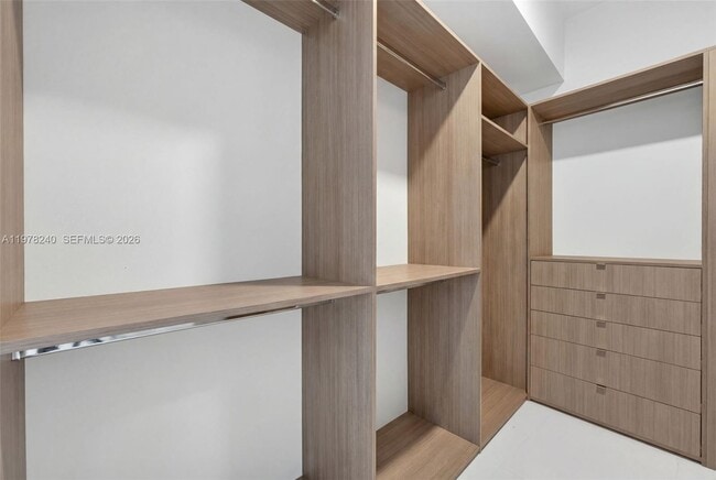 Building Photo - 851 NE 1st Ave