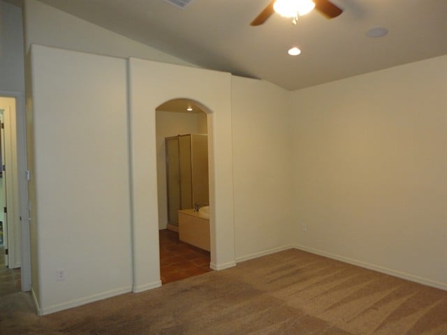 Building Photo - 3075 S Ashley Dr