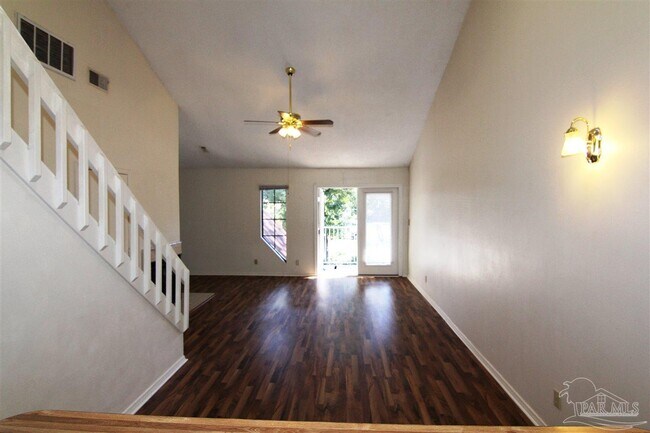 Building Photo - 5001 Grande Dr