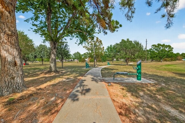 Building Photo - 17518 Heartwind Ct