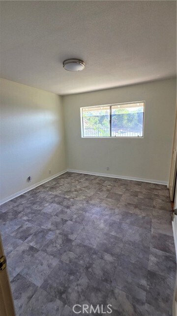 Building Photo - 2867 Shadow Canyon Dr