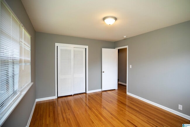 Building Photo - 729 Heflin Ave E