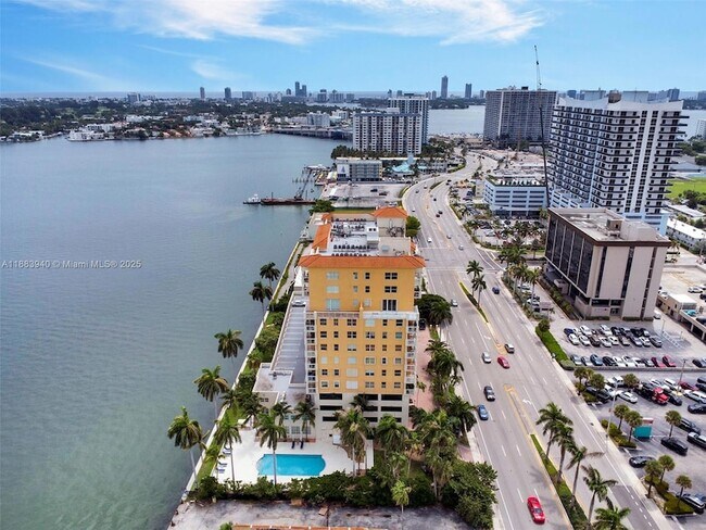 Building Photo - 1625 John F Kennedy Causeway