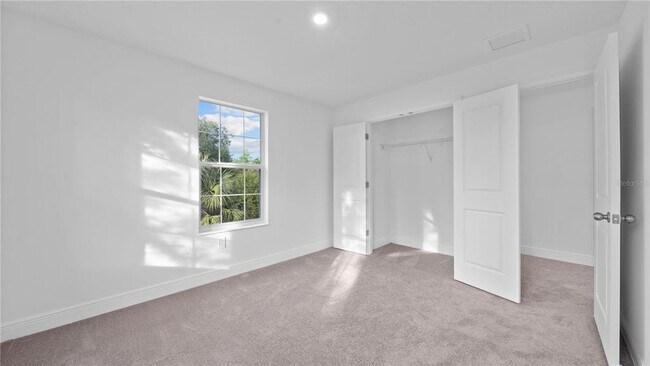Building Photo - 1156 37th Ave N