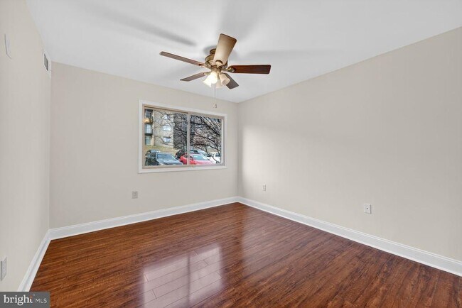 Building Photo - 12753 Dara Dr