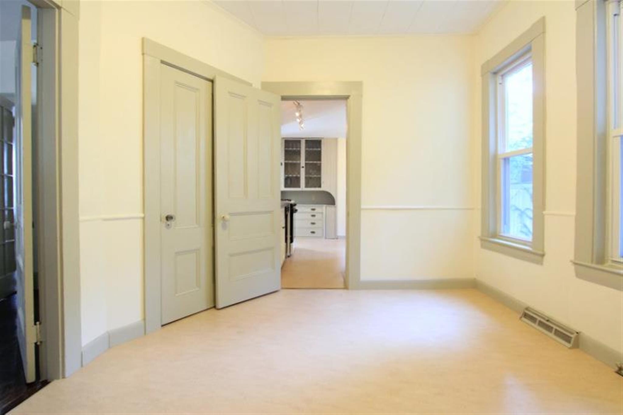 Building Photo - 12A Saginaw Ave