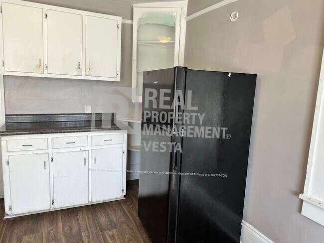 Building Photo - 2697 Napier Ave